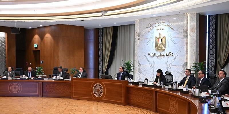 المجموعة الوزارية الاقتصادية تُناقش برنامج الإصلاح الاقتصادي ومنصة التراخيص الموحدة