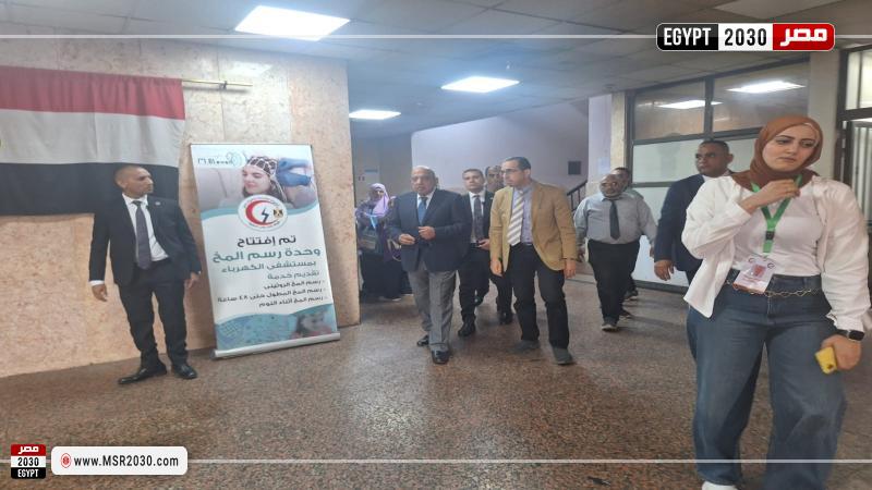 جانب من زيارة وزير الكهرباء