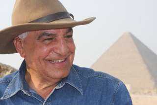زاهى حواس: فيلم كليوباترا السوداء فاشل علميا وتاريخيا
