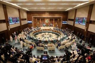 الجامعة العربية تدين الاعتداءات الإسرائيلية على إيران وتدعو لوقف التصعيد