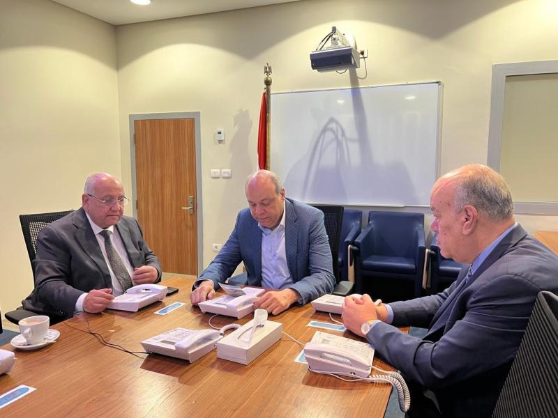 وزير الطيران المدني يتابع موقف العمليات الجوية بتحويل مسار عدد من الرحلات الأردنية لمطار شرم الشيخ