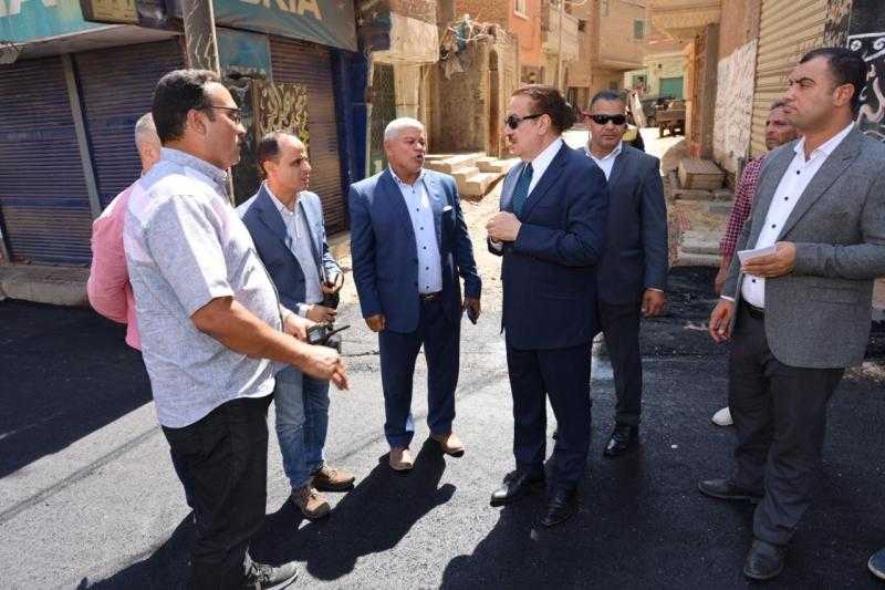 محافظ المنوفية يتفقد أعمال الرصف والتطوير بشارع السلطان حسين بحى غرب