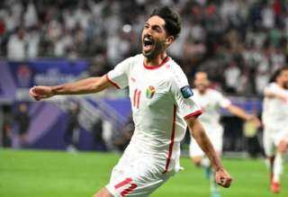 هل تفاوض الزمالك مع يزن النعيمات؟.. اللاعب يُرد