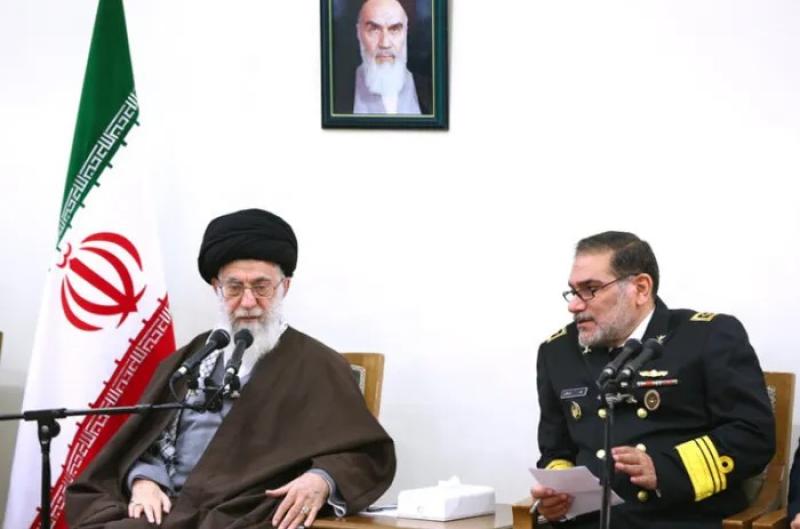 عاجل..  مقتل علي شمخاني المستشار الأبرز للمرشد الإيراني