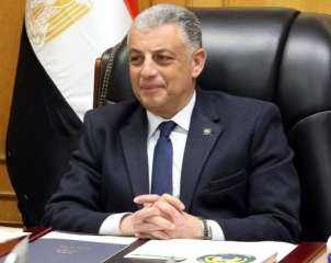 محافظ الإسماعيلية يهنئ حجاج الجمعيات الأهلية بالمحافظة العائدون من الأراضي المقدسة