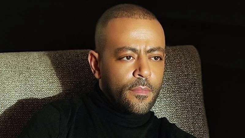 تامر عاشور