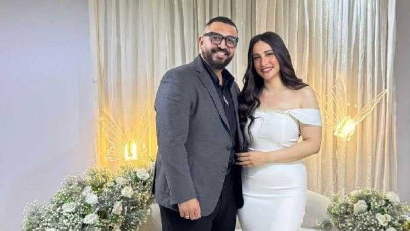 حسام بسيوني يحتفل بخطوبة ابنته سارة في حفل عائلي بعيدا عن الأضواء