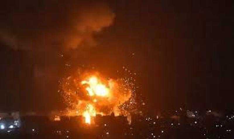 عاجل.. إسرئيل تشن هجوم خطير على اليمن وتستهدف قيادي بارز