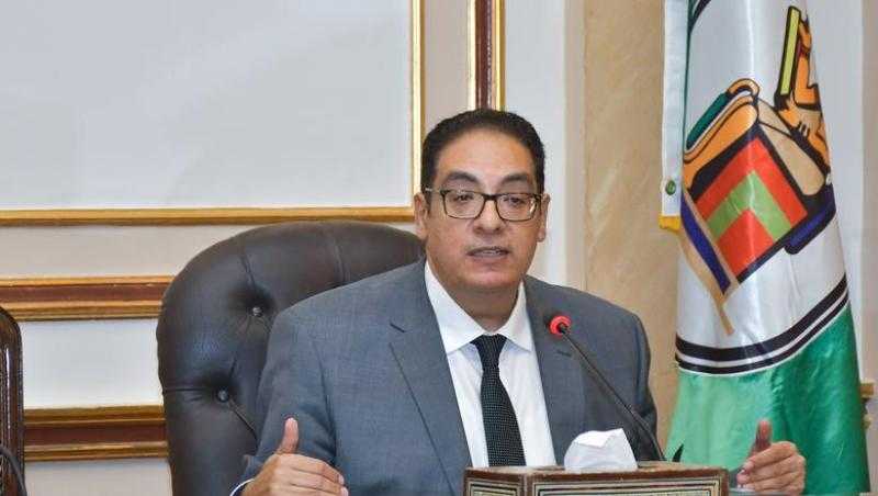 جامعة القاهرة تنظم أول ورشة عمل لمنسقي الذكاء الاصطناعى بكليات الجامعة ومعاهدها للتعريف بالخطوات التنفيذية لاستراتيجية الجامعة فى الذكاء الاصطناعي