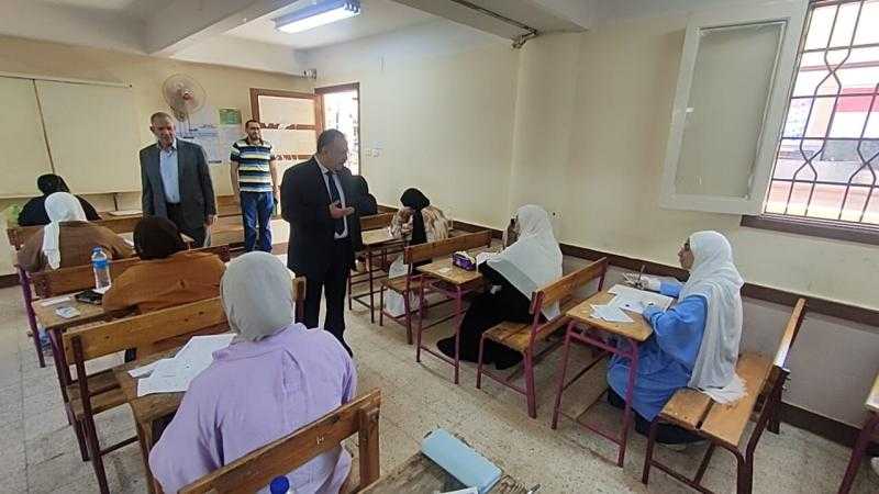 محافظ أسيوط: غرفة عمليات على مدار الساعة لتأمين امتحانات الثانوية العامة وتوفير بيئة آمنة للطلاب