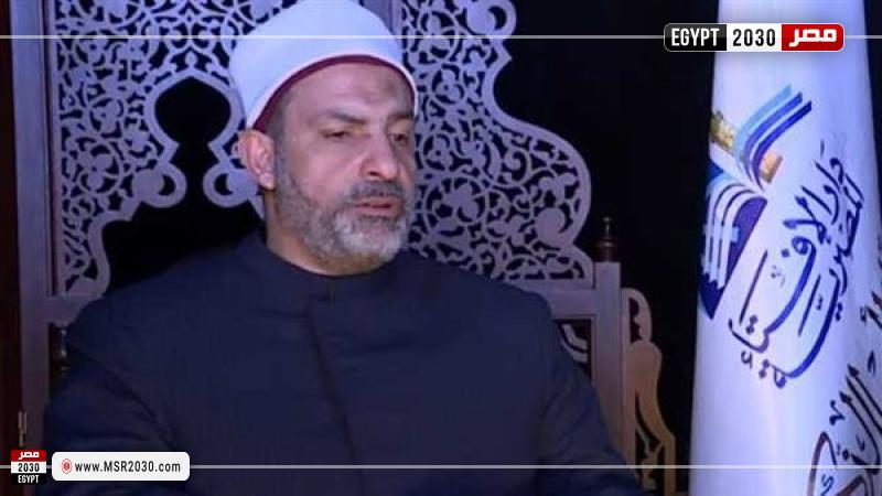 الدكتور على فخر