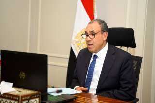 وزير الخارجية والهجرة يشارك في اللقاء الافتراضى مع الجالية المصرية في المملكة المتحدة