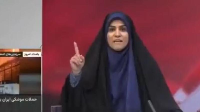 لحظة قصف التلفزيون الإيراني