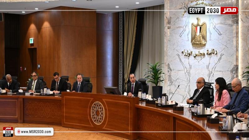 الدكتور مصطفى مدبولي رئيس مجلس الوزراء خلال الاجتماع