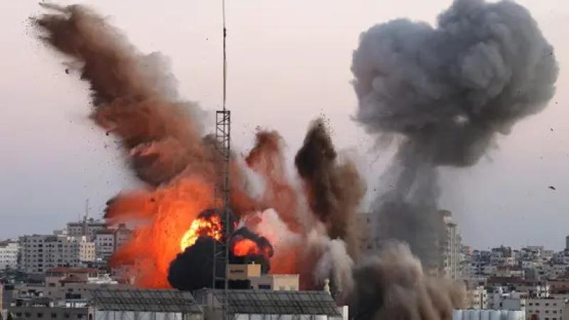عاجل.. جثث لصحفيين بعد الغارة الإسرائيلية على التلفزيون الإيراني