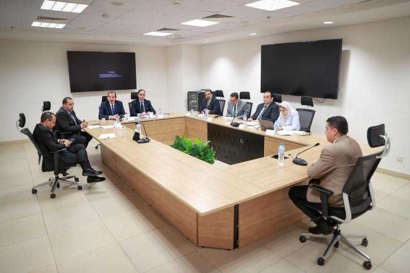 الصحة: لجنة تقييم أداء مديري ووكلاء المديريات تواصل إجراء المقابلات الشخصية للمرشحين للمناصب القيادية لليوم الثاني