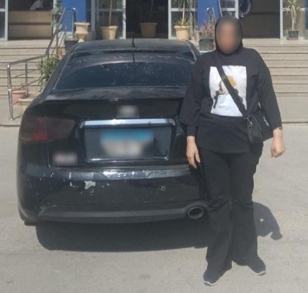 ضبط قائدة سيارة  لتلاعب باللوحات المعدنية للتحايل على القانون بالشروق