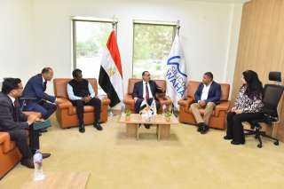 محافظ أسيوط وسفير الهند يزوران المنطقة التكنولوجية ويتفقدان واحة سيليكون ومركز خدمة العملاء
