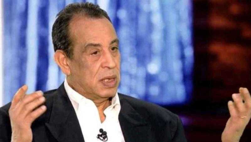 صلاح الشرنوبي يستقبل المعزين في وفاة نجله