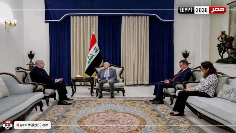 لقاء سفير مصر في بغداد مع الرئيس العراقي