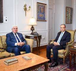 وزير الخارجية يستقبل وزير التعليم العالي لبحث سبل تقديم الرعاية للطلبة والدارسين المصريين فى الخارج