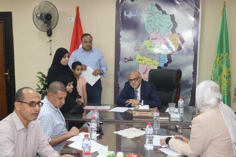 محافظ القليوبية يعقد لقاء المواطنين الاسبوعي للتواصل مع المواطنين وحل مشاكلهم بمجلس مدينة شبين القناطر