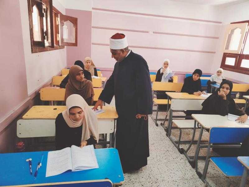 متابعة مكثفة من قطاع المعاهد الأزهرية لامتحان الصرف للقسم العلمي بجميع المحافظات