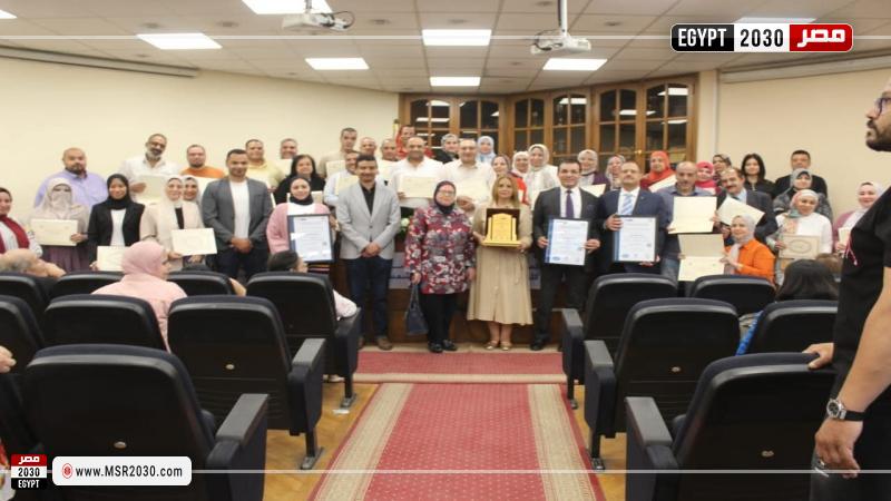 كلية الآداب بجامعة عين شمس