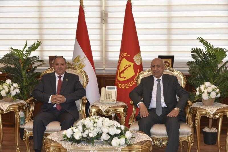 محافظ بورسعيد يستقبل رئيس الأكاديمية العربية للعلوم والتكنولوجيا والنقل البحري
