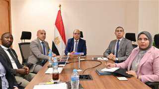 وزير الري يلتقى فريق بحثي لمناقشة التعاون المشترك في مجال ”التحلية للإنتاج الكثيف للغذاء”