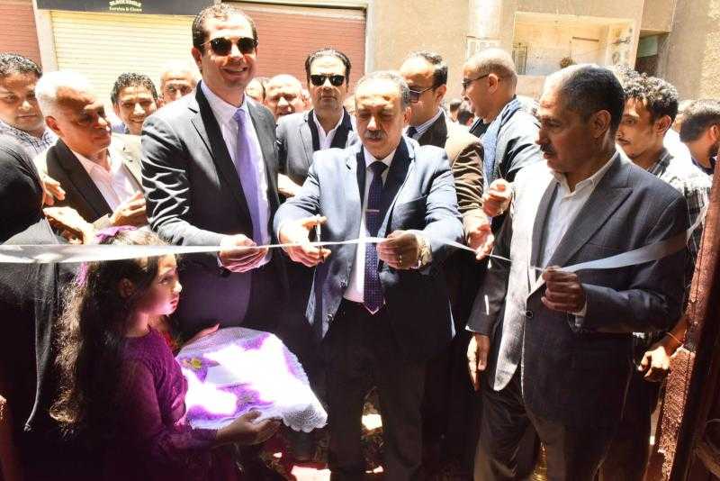 محافظ أسيوط يفتتح مخبز الثورة بالأربعين بطاقة إنتاجية 14.5 ألف رغيف يوميًا