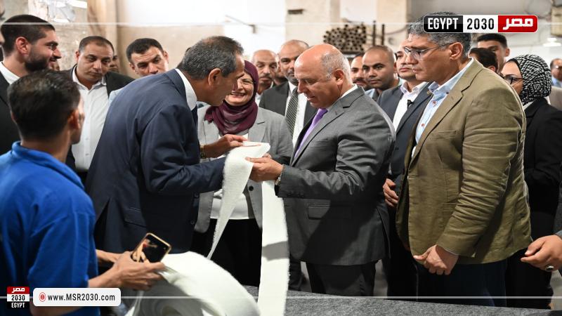 وزير الصناعة والنقل 