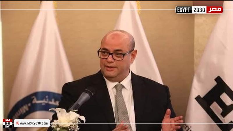 معتز عاطف، وكيل أول وزارة البترول والمتحدث الرسمي باسم الوزارة