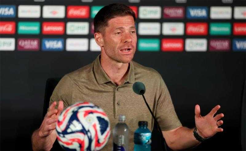 ألونسو يعلنها صريحة: «لا أعذار في ريال مدريد.. ومبابي يقترب من العودة»