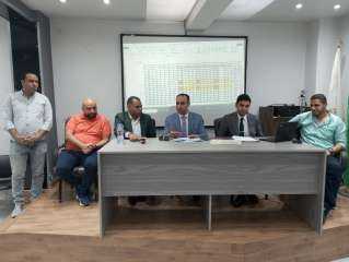 وكيل وزارة الصحة بالشرقية يجتمع برؤساء أقسام الأسنان بالمستشفيات لمناقشة خطة العمل