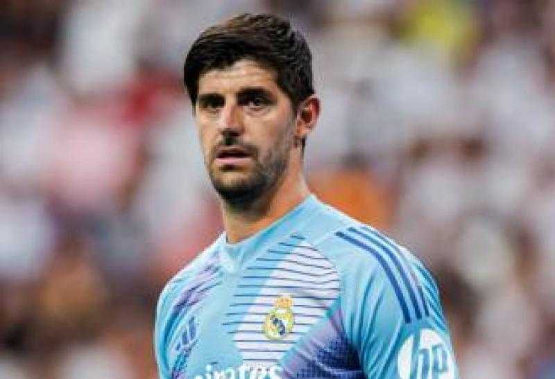 كورتوا يُحدد موقفه من تجديد عقده مع ريال مدريد.. تصريحات مثيرة