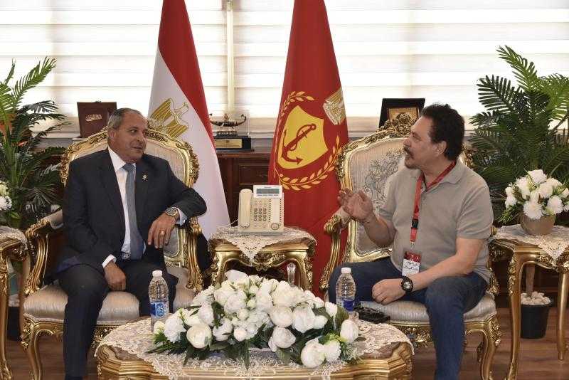 محافظ بورسعيد يبحث مقترح استضافة المحافظة للمهرجان القومي للمسرح المصري