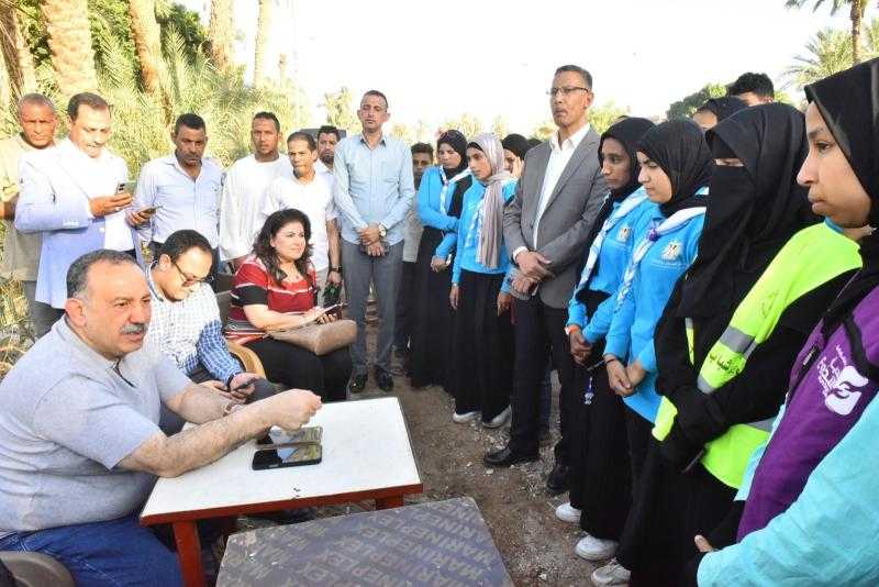 محافظ أسيوط يتفقد أعمال تطوير طريق ”نجع سبع – منقباد” لتيسير حركة المواطنين وتعزيز البنية التحتية