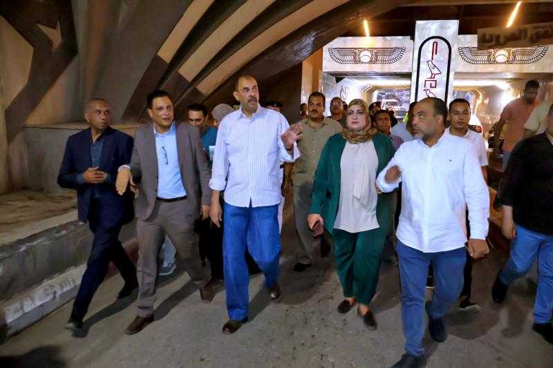 محافظ سوهاج يتفقد أعمال تنفيذ الهوية البصرية وتطوير عدد من المحاور بمدينة سوهاج