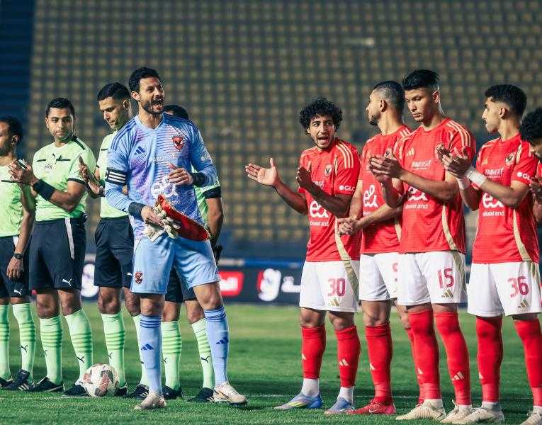 «الرحيل أم البقاء».. تطورات في مصير ثنائي الأهلي