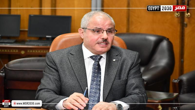 رئيس جامعة قناة السويس