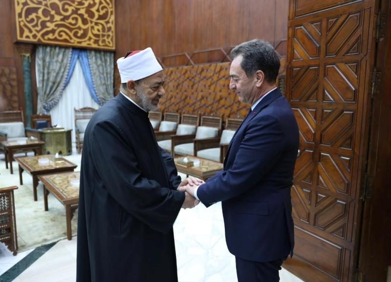 جانب من اللقاء