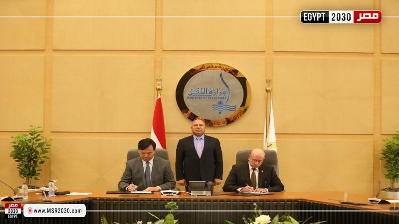 وزير الصناعة والنقل