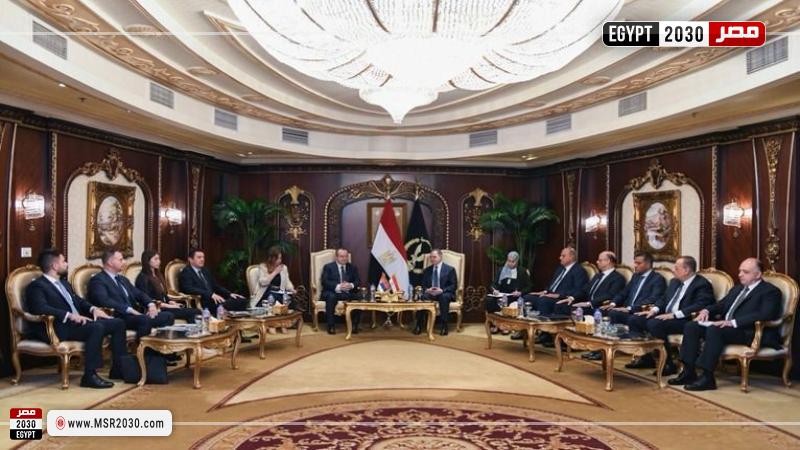 وزير الداخلية يبحث مع نظيره الصربي العلاقات الثنائية
