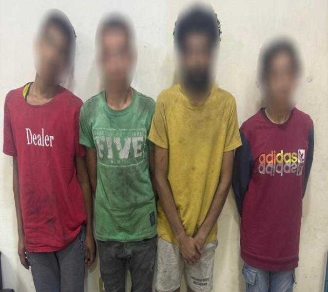 الداخلية تكشف ملابسات فيديو سرقة ”لمبات” السيارات بالسويس وتضبط المتهمين