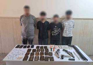 القبض على بؤر إجرامية تتاجر في المخدرات والأسلحة