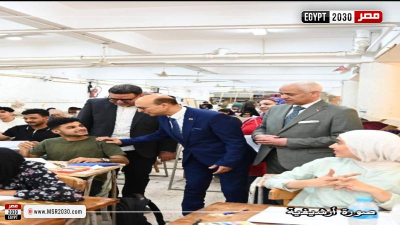 رئيس جامعة أسيوط