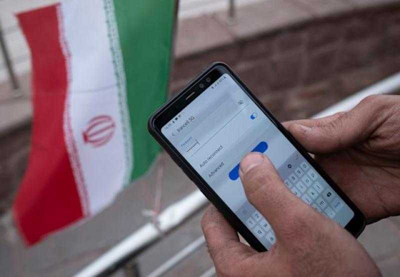 إيران تعيد خدمة الإنترنت بعد أسبوع من الحجب