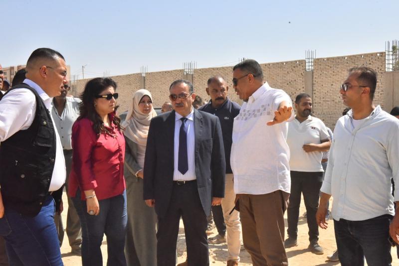 محافظ أسيوط 