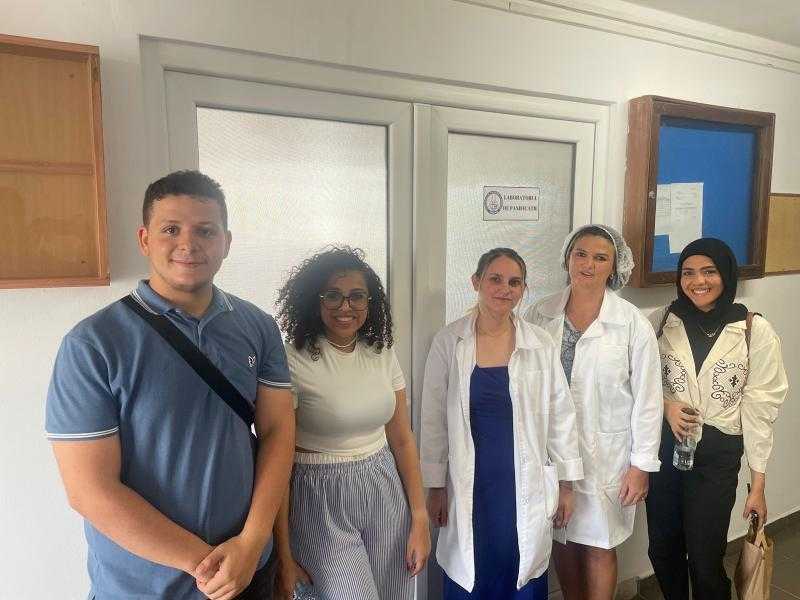 طلاب جامعة الأقصر يشاركون في برنامج تدريبي دولي بجامعة ”الملك مايكل الأول” برومانيا